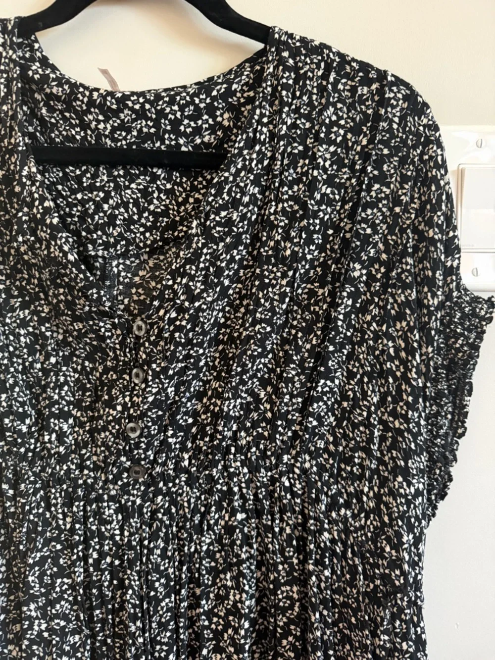 Free People Black and White Floral Tunic/cover-up/mini dress - Picture 9 of 15